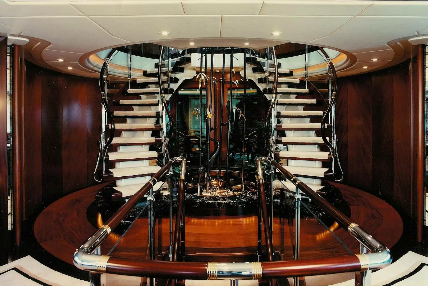 斐帝星（Feadship）White Rabbit 1995