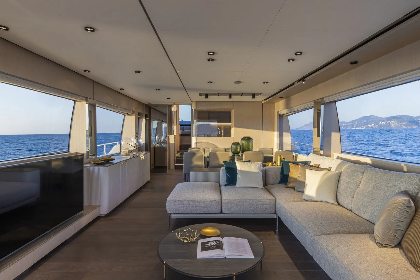 法拉帝（Ferretti）780-1400