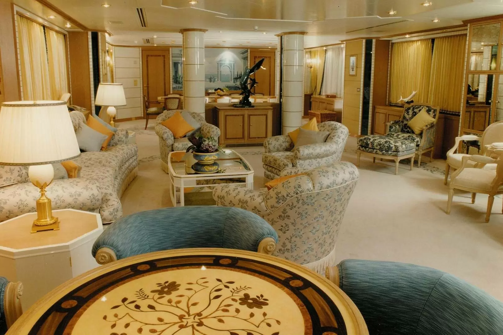 斐帝星（Feadship）Tatasu