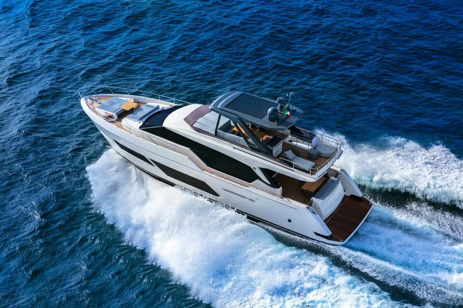 法拉帝（Ferretti）720-1400