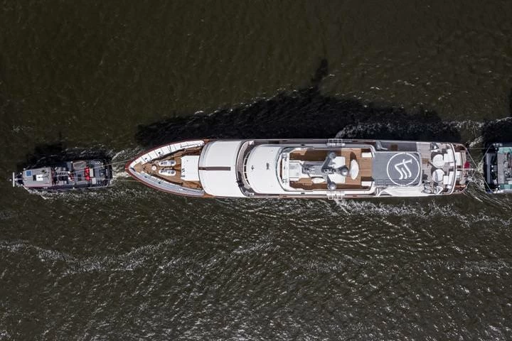 斐帝星 （Feadship）Cacique
