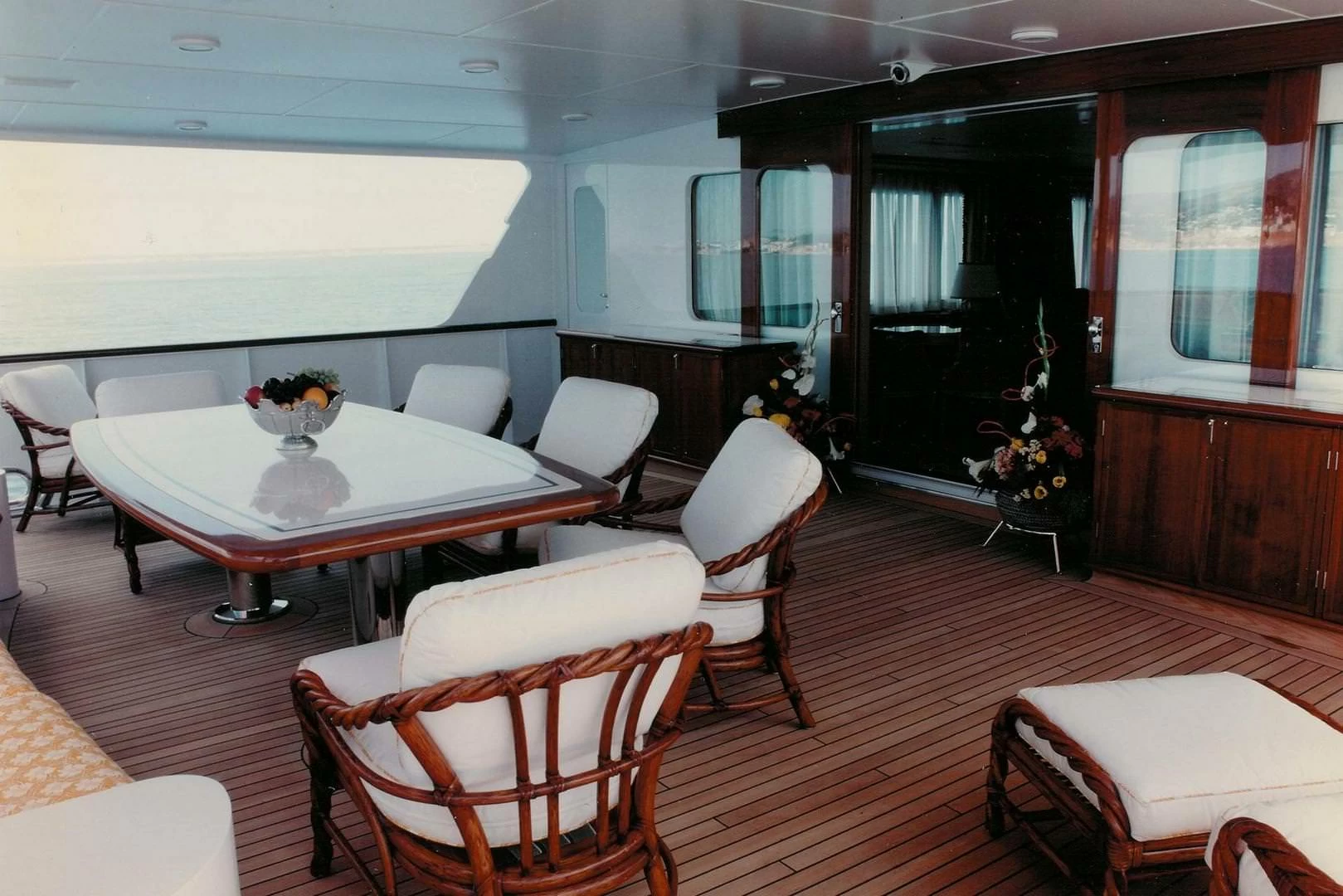 斐帝星（Feadship）Tatasu
