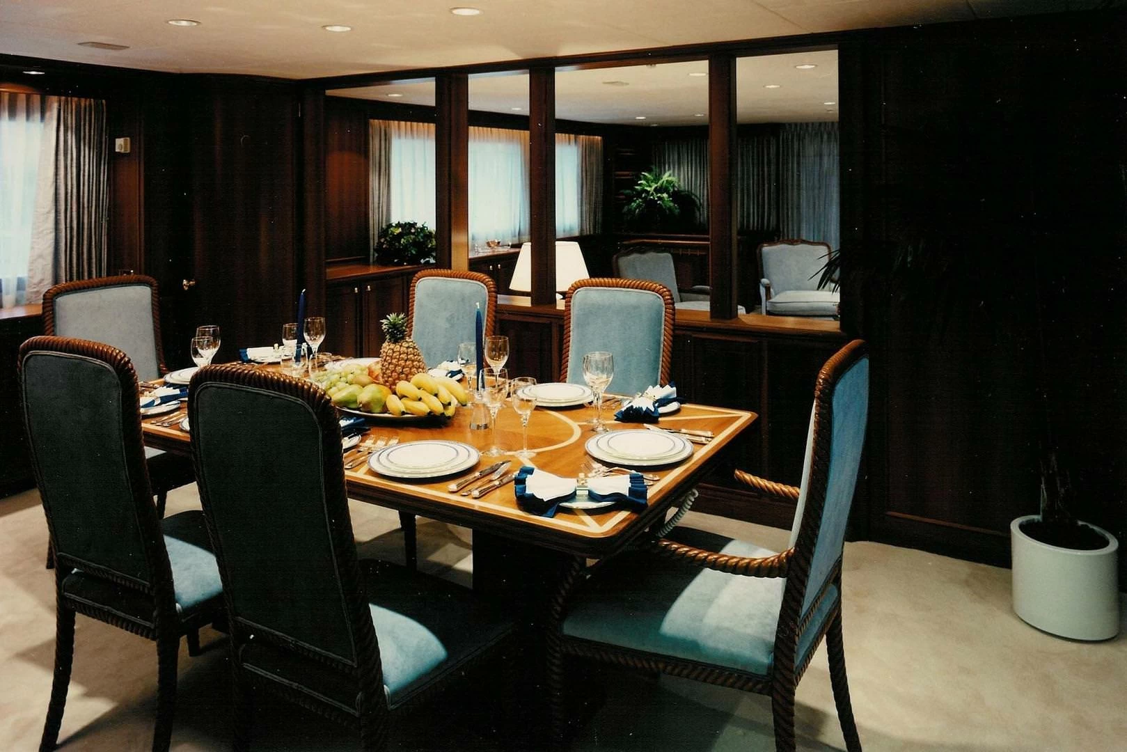 斐帝星（Feadship）White Rabbit