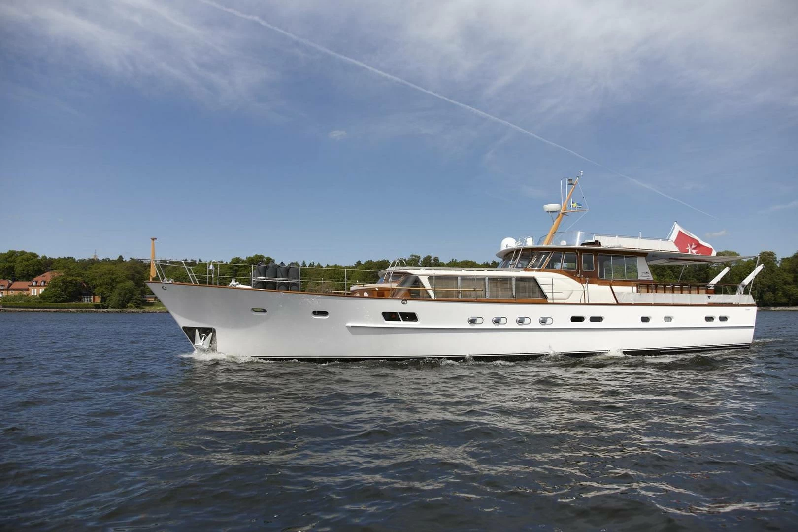 斐帝星（Feadship）Serena