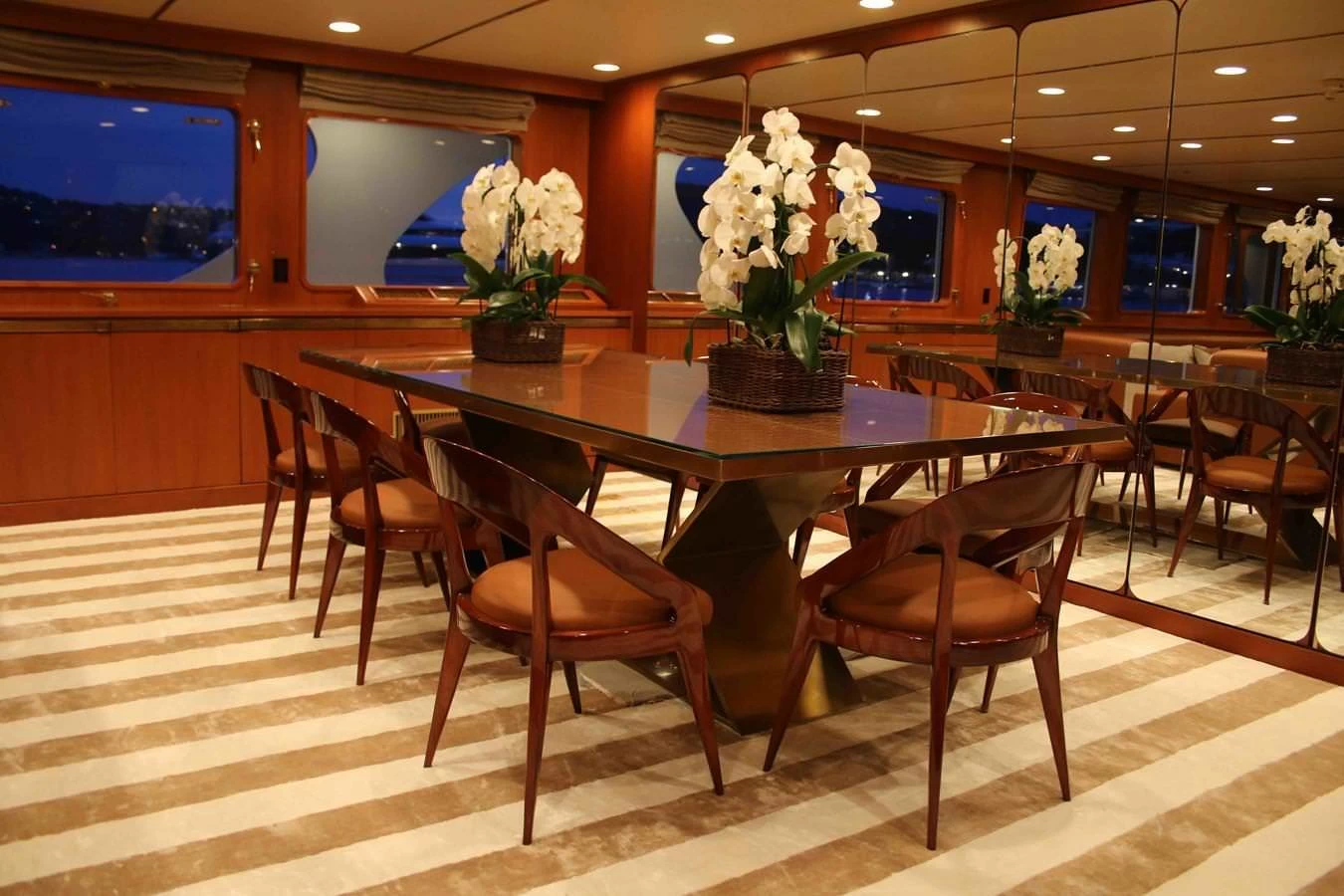 斐帝星 （Feadship）Enterprise