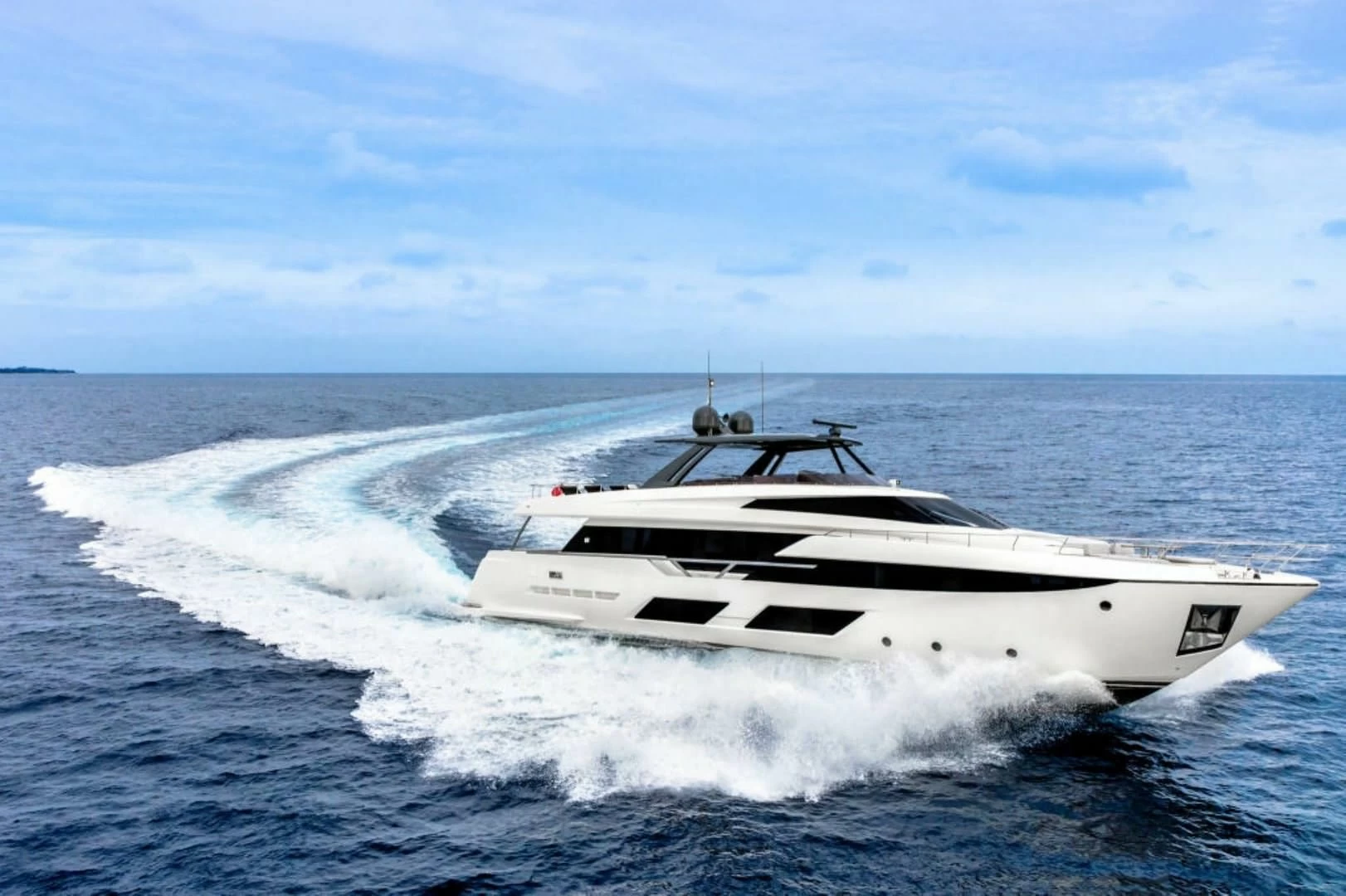 法拉帝（Ferretti）920-2000-M86