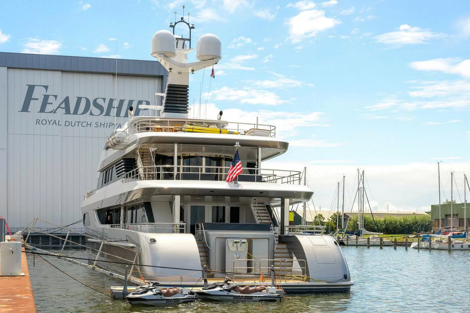 斐帝星（Feadship）Larisa
