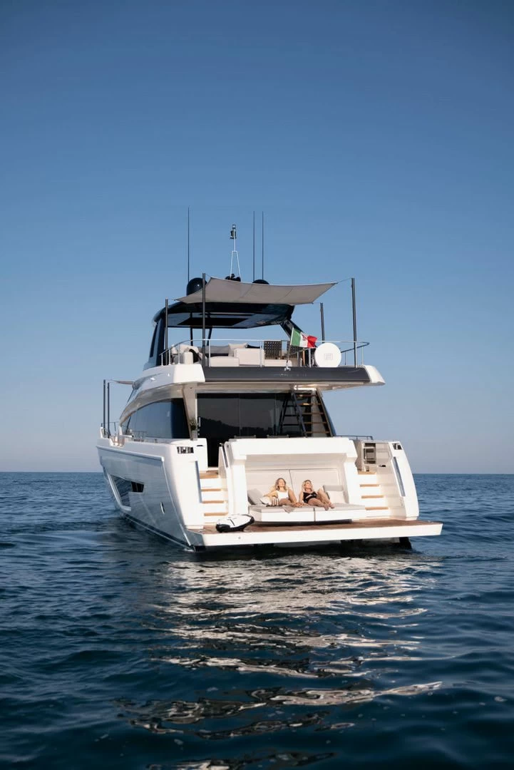 法拉帝（Ferretti）780-1400