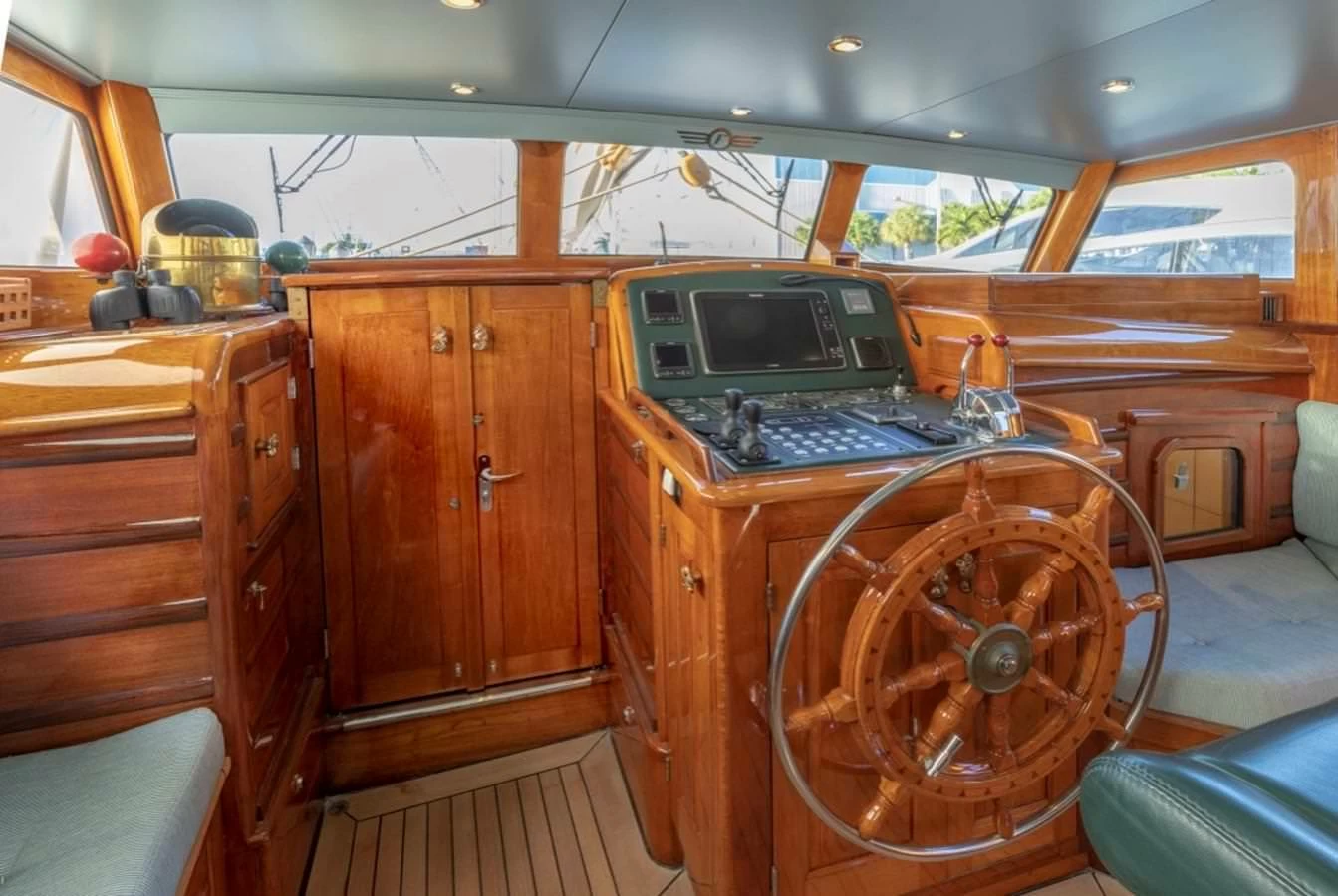 斐帝星（Feadship）De Vrouwe Christina