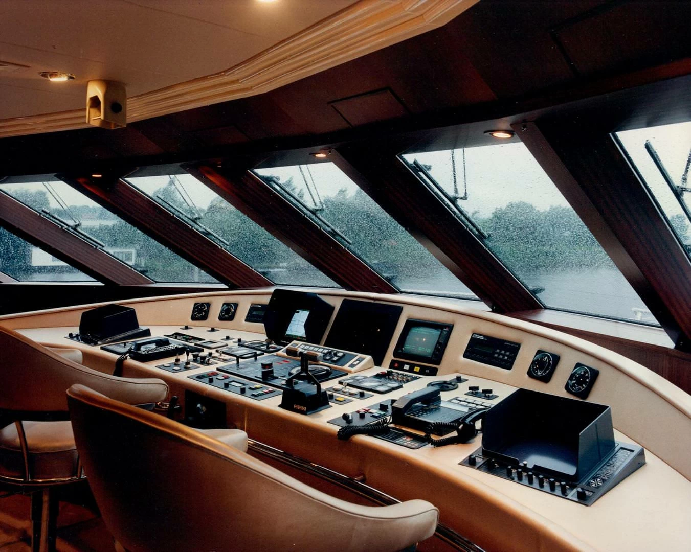 斐帝星（Feadship） Gallant Lady