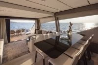 法拉帝（Ferretti）720-1400