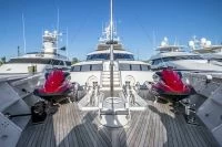 斐帝星（Feadship） Gallant Lady