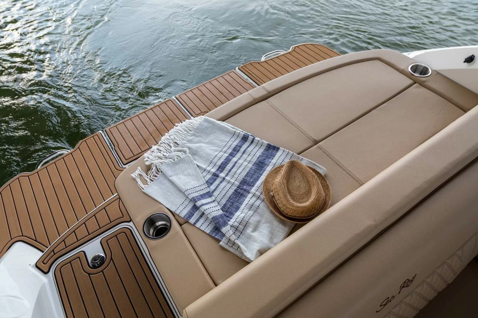 希瑞（SeaRay）SLX 230