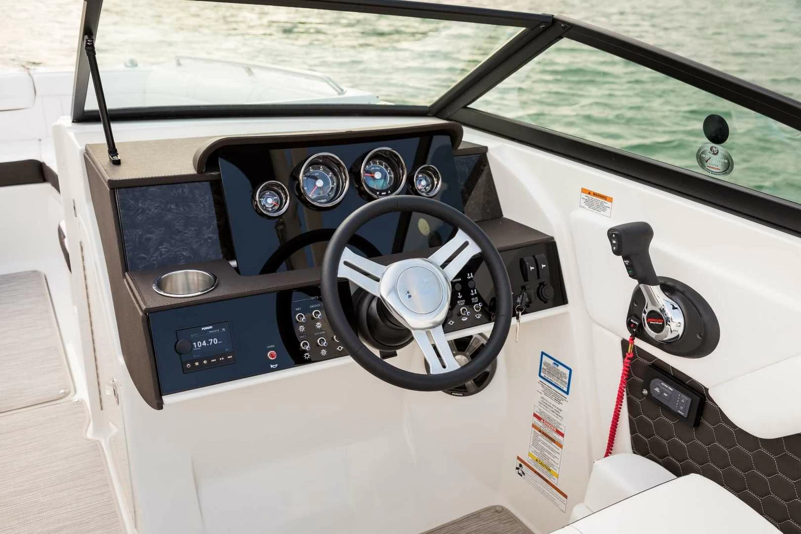 希瑞（SeaRay）SDX 270 OUTBOARD