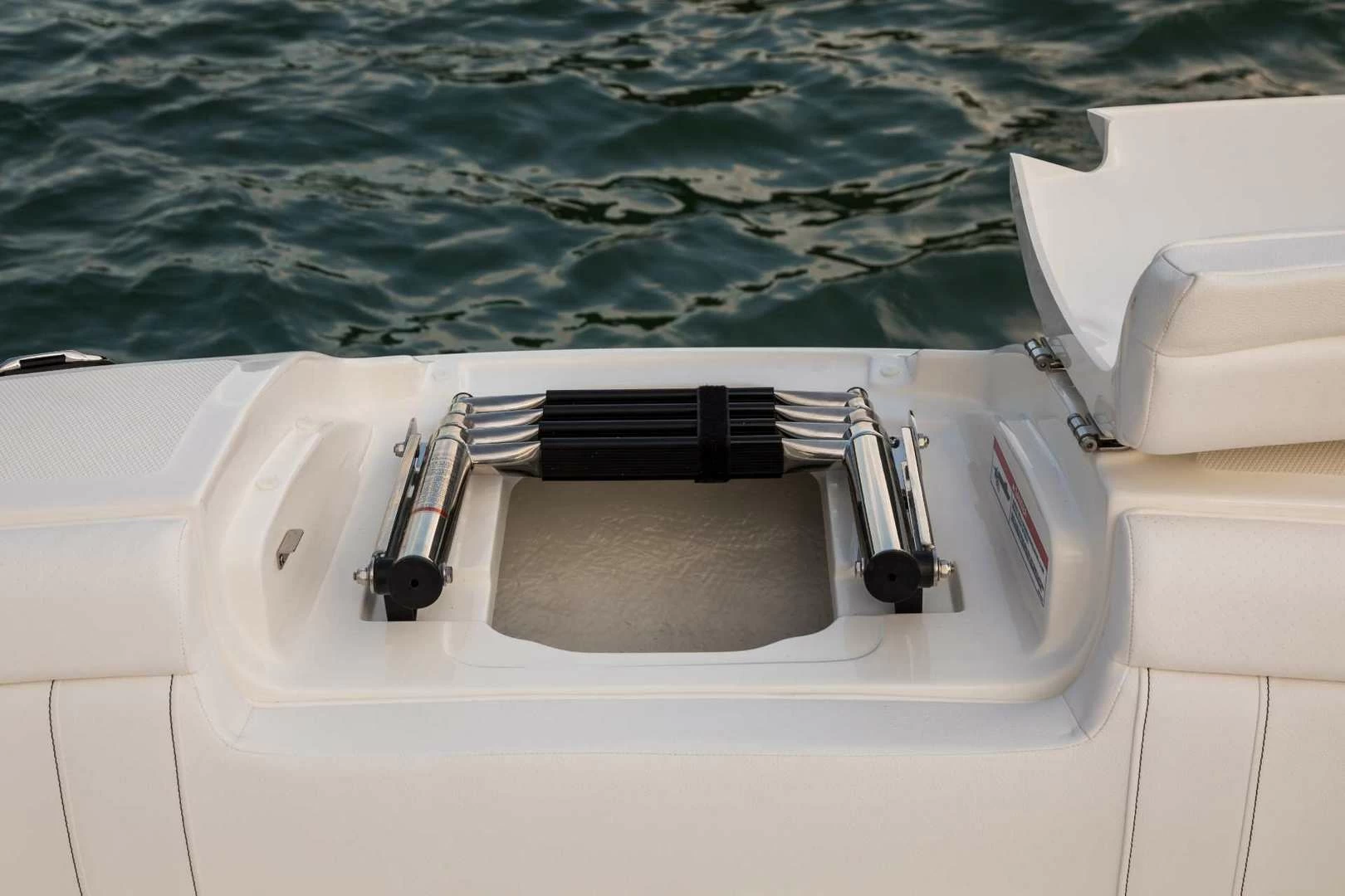 希瑞（SeaRay）SDX 270 OUTBOARD