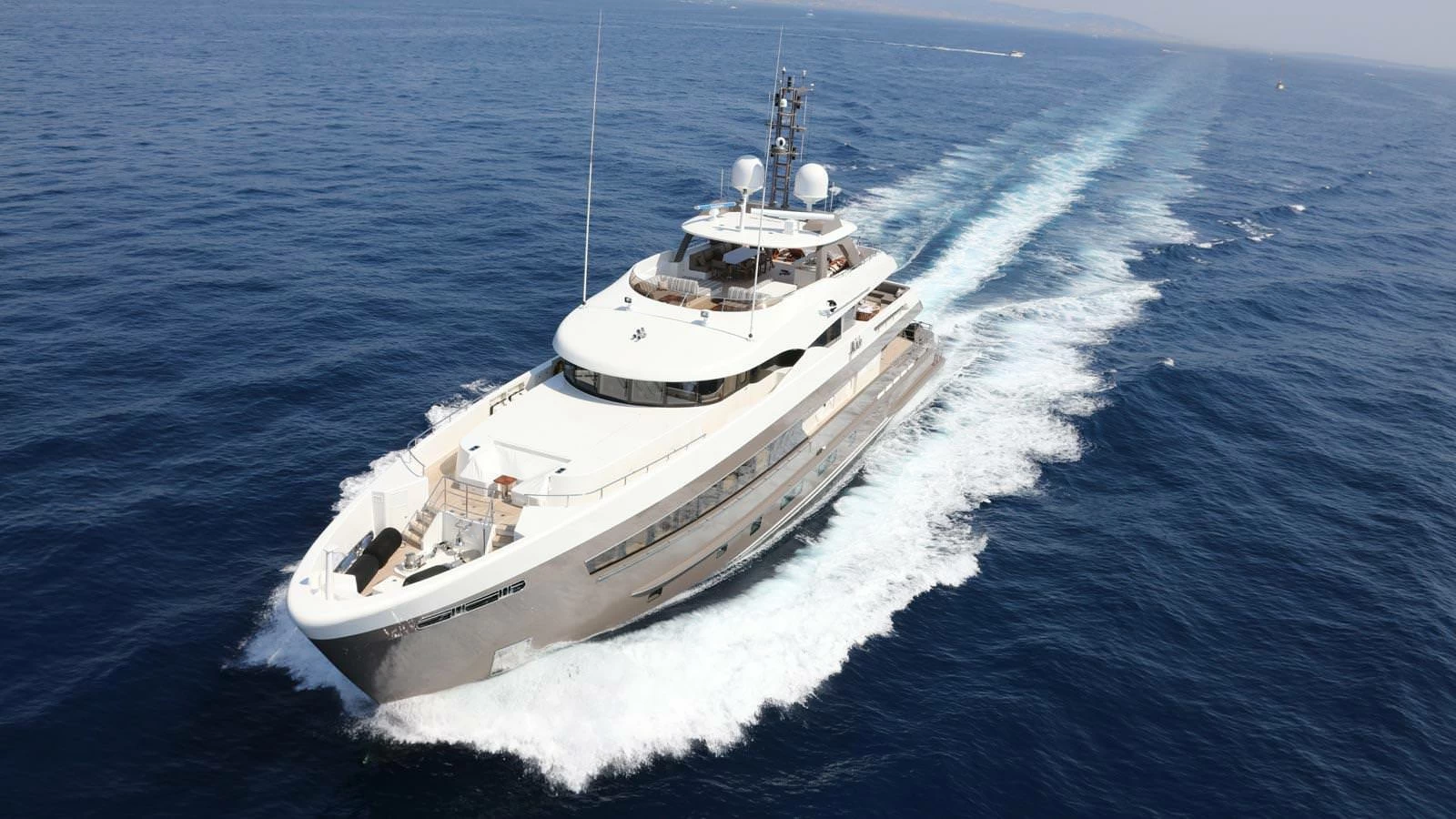 海森（Heesen）Alive