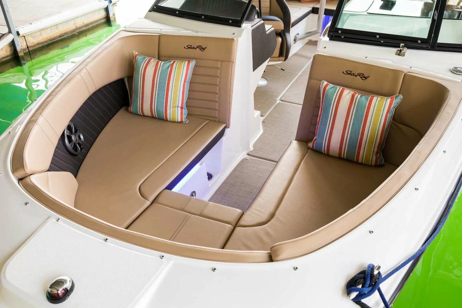希瑞（SeaRay）SPX 230 OUTBOARD