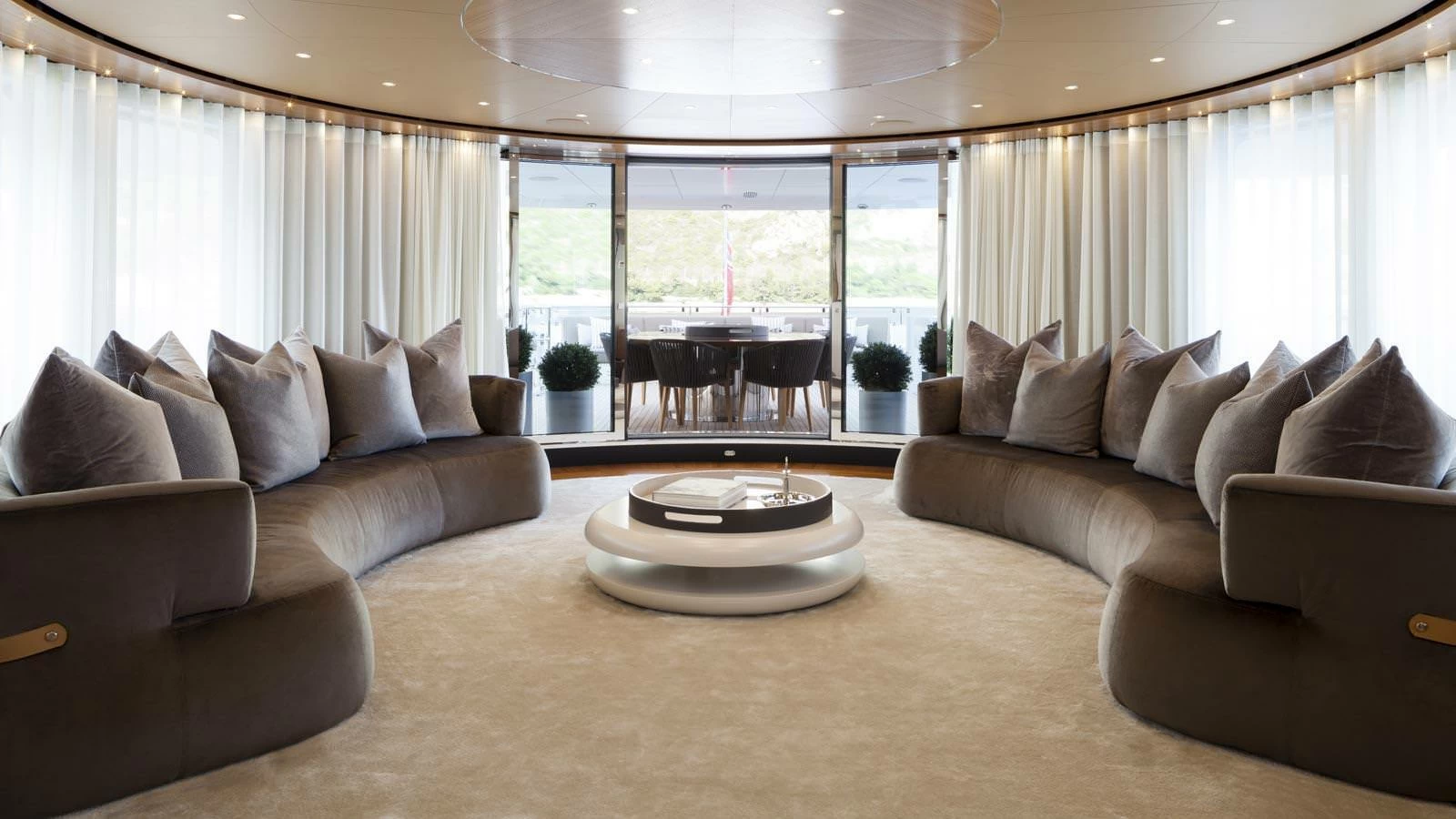海森（Heesen）Monaco Wolf