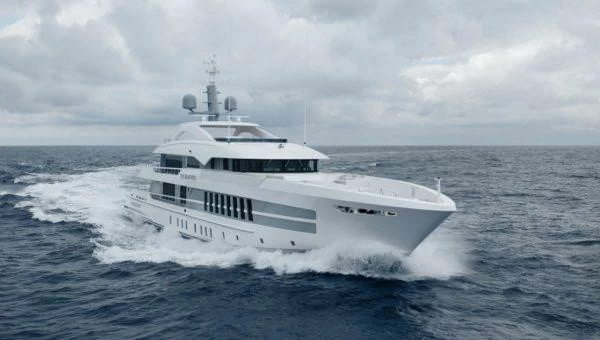 海森（Heesen）Moskito