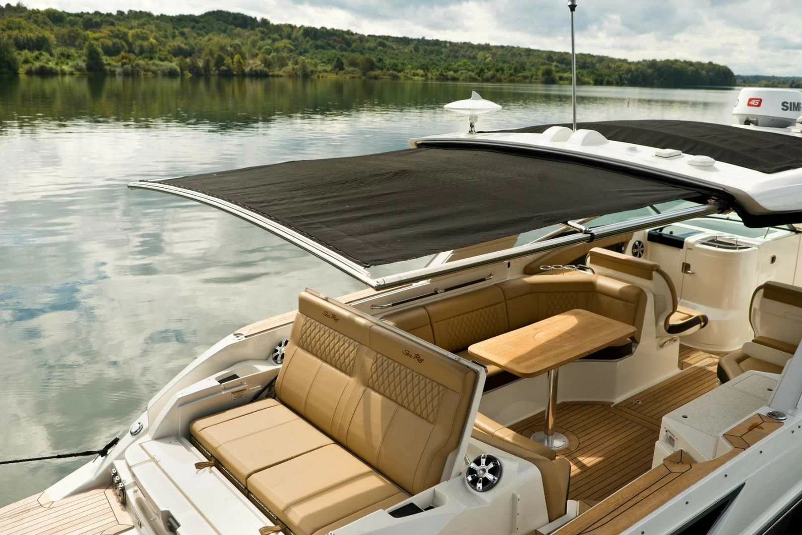 希瑞（SeaRay）SLX 350 OUTBOARD