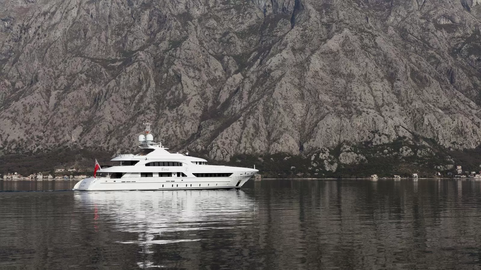 海森（Heesen）Elena
