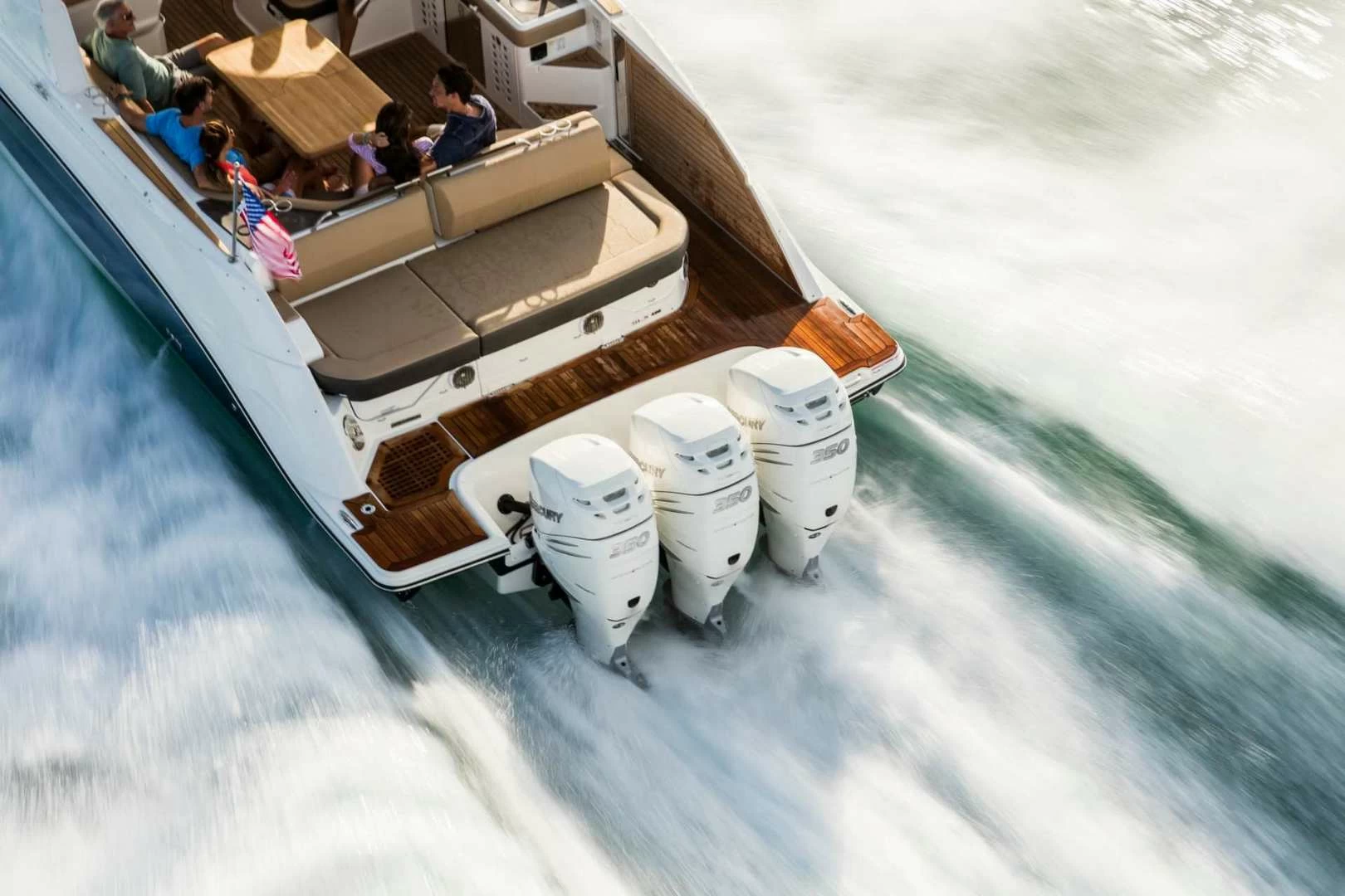 希瑞（SeaRay）SLX 400 OUTBOARD