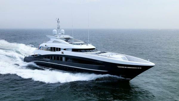 海森（Heesen）Monaco Wolf