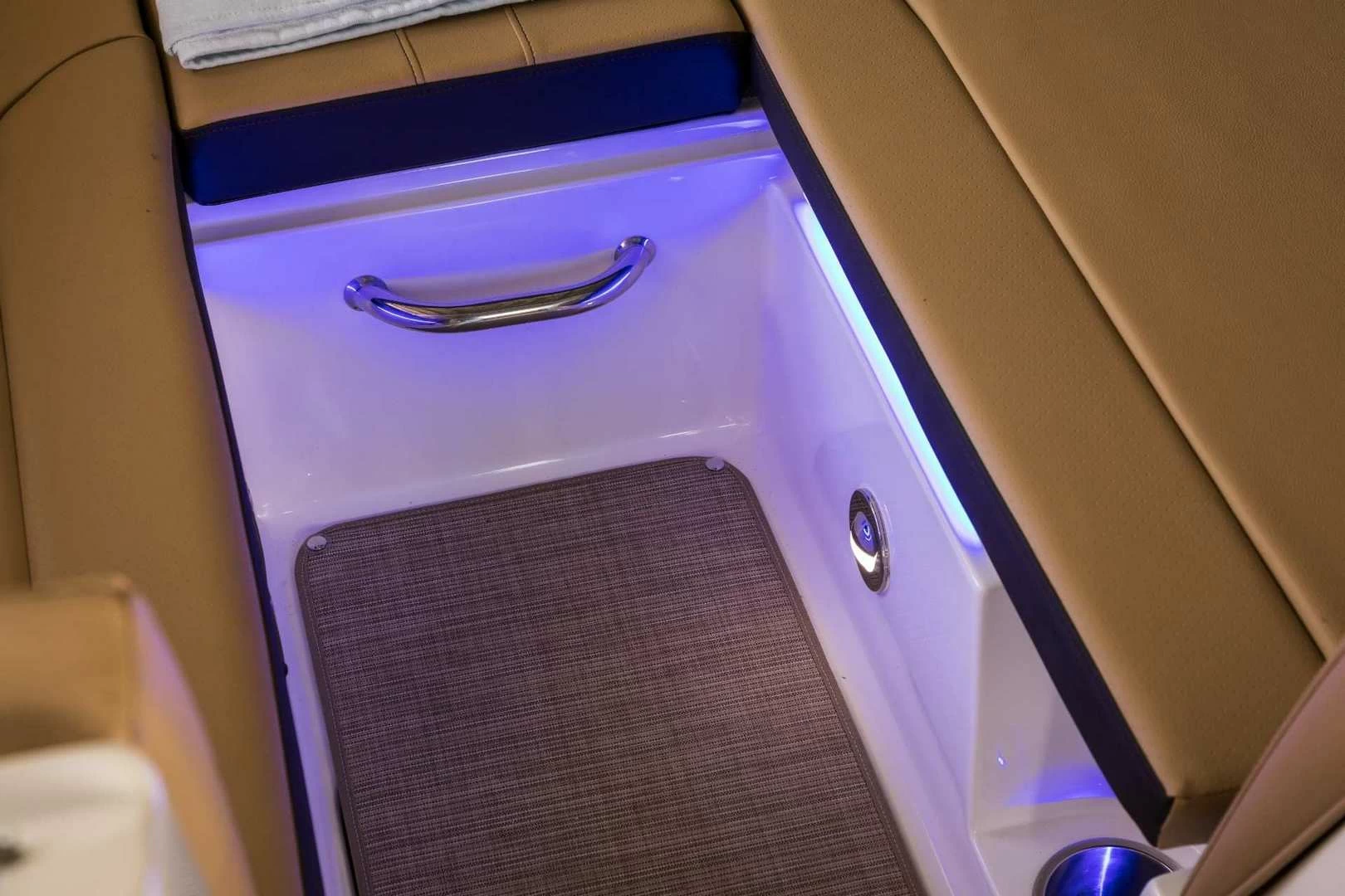 希瑞（SeaRay）SPX 230 OUTBOARD