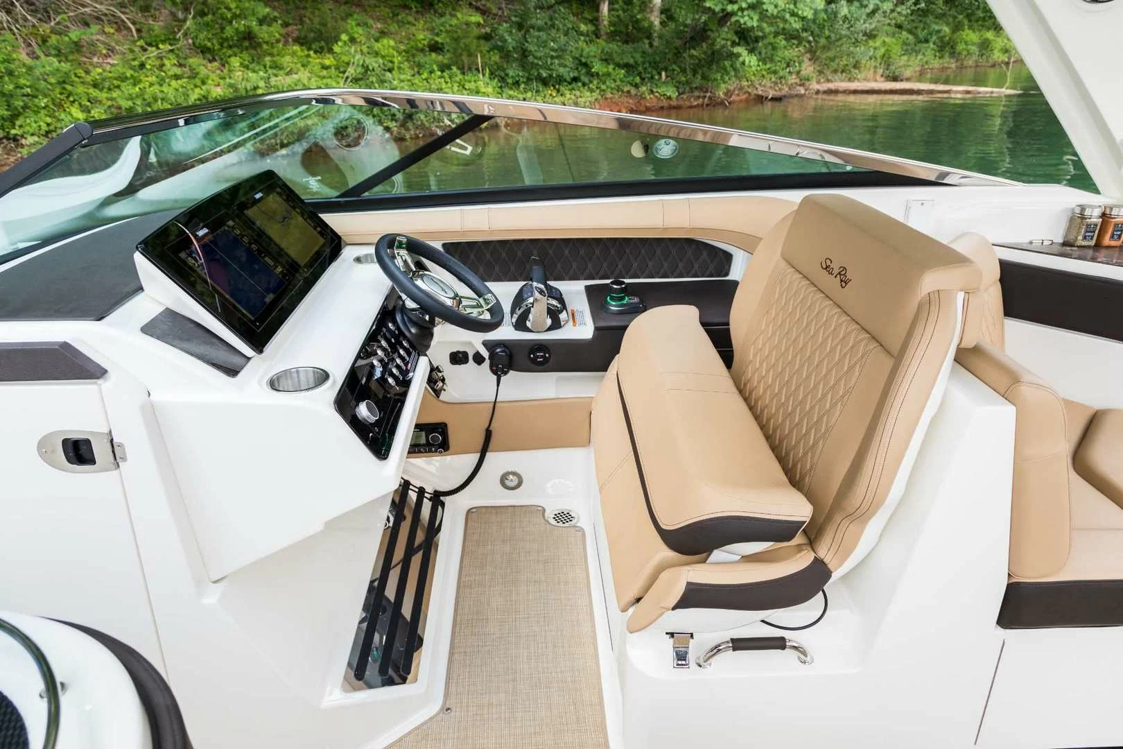 希瑞（SeaRay）SLX 310 OUTBOARD