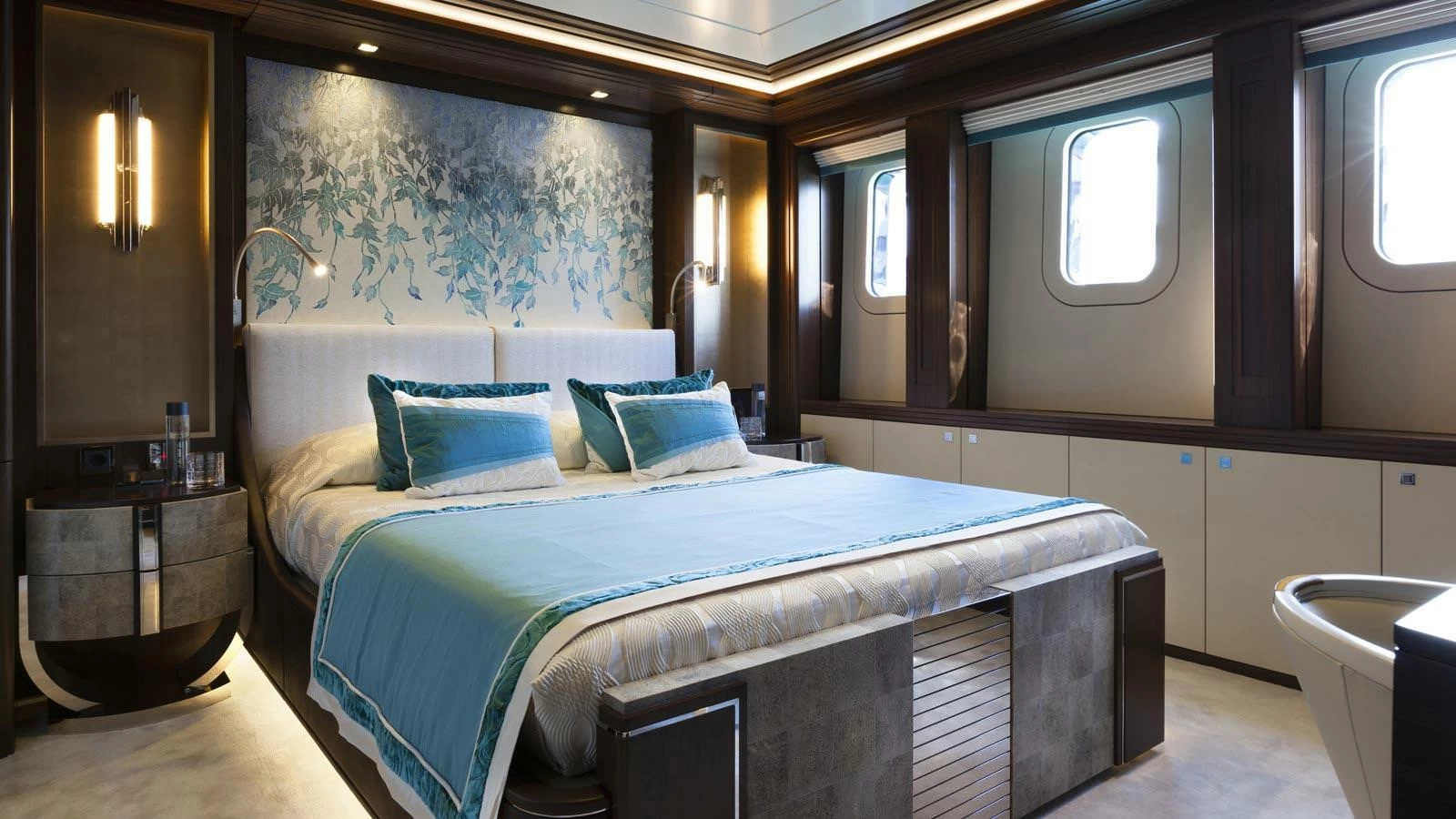 海森（Heesen）Ann G