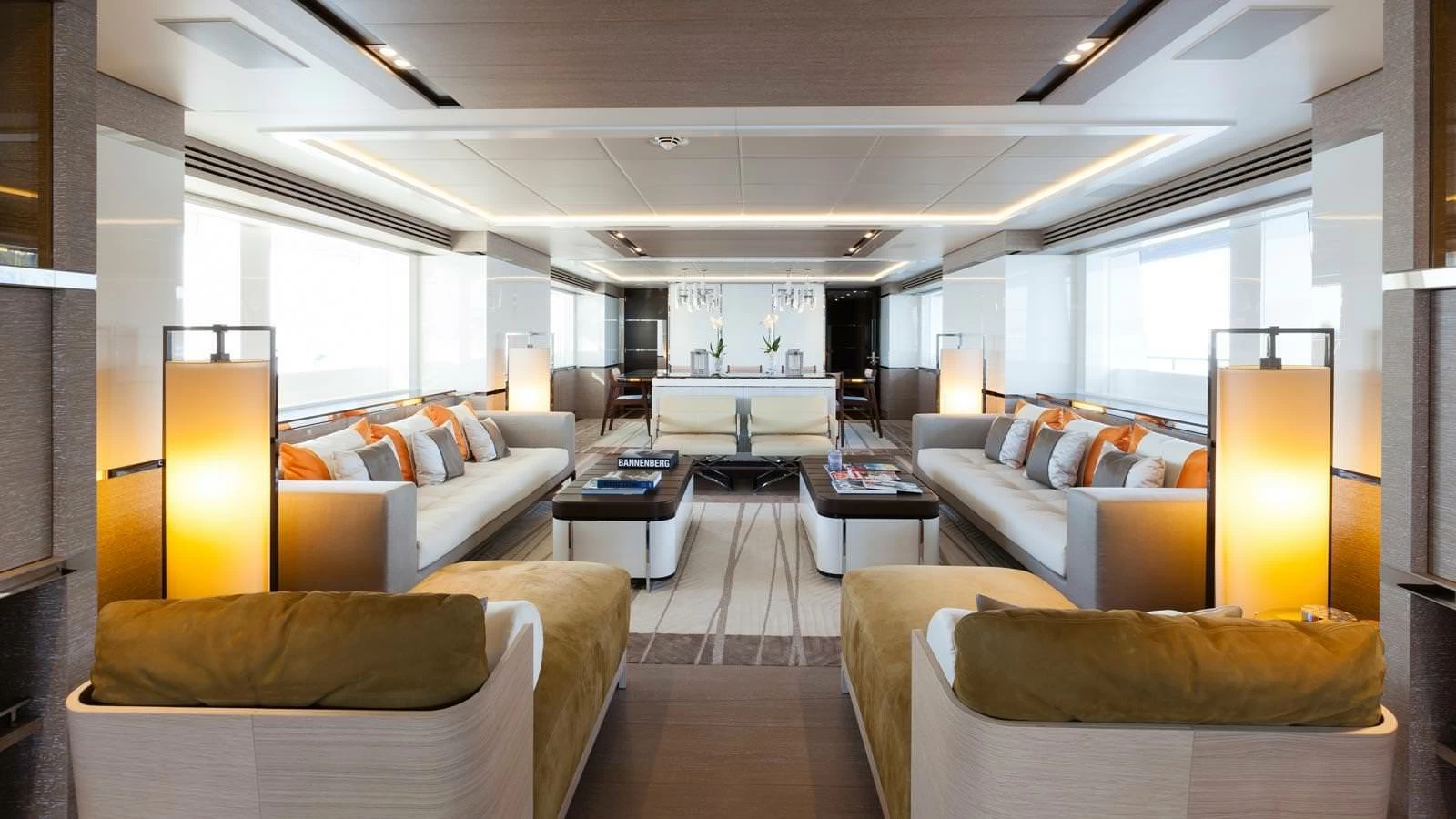 海森（Heesen）Asya