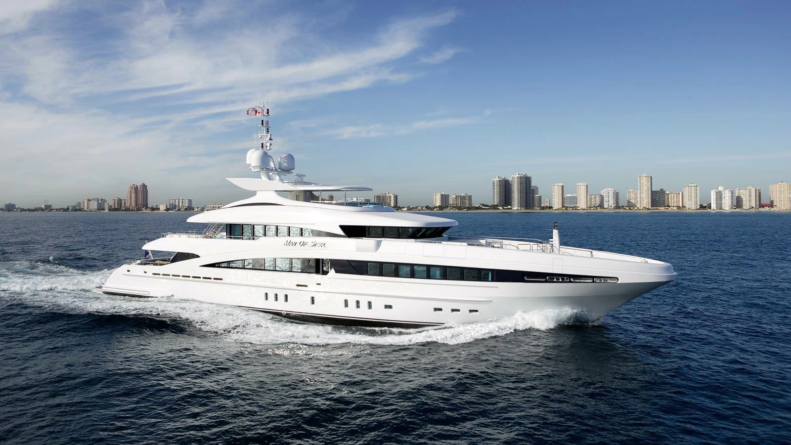海森（Heesen）Man of Steel新艇