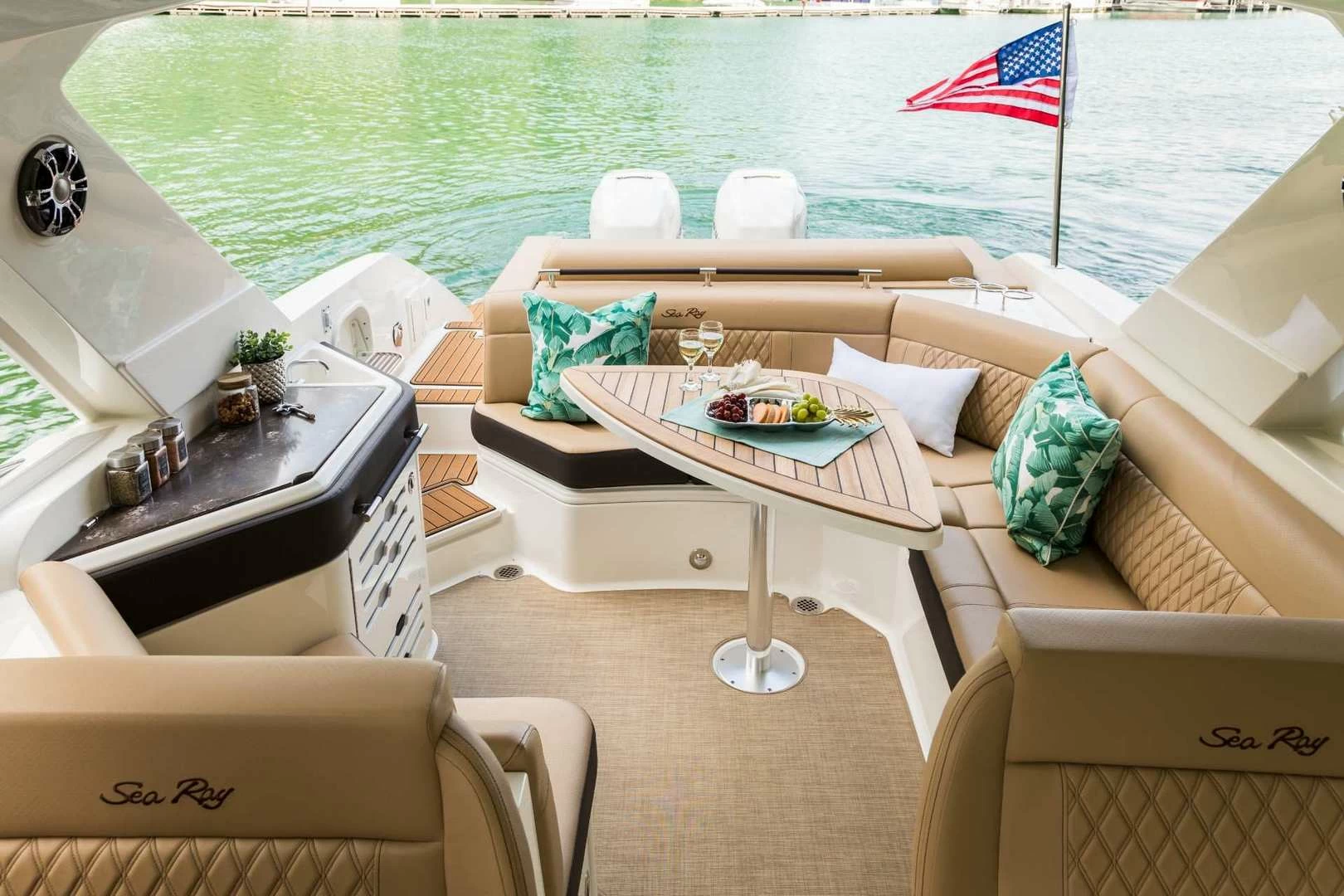 希瑞（SeaRay）SLX 310 OUTBOARD