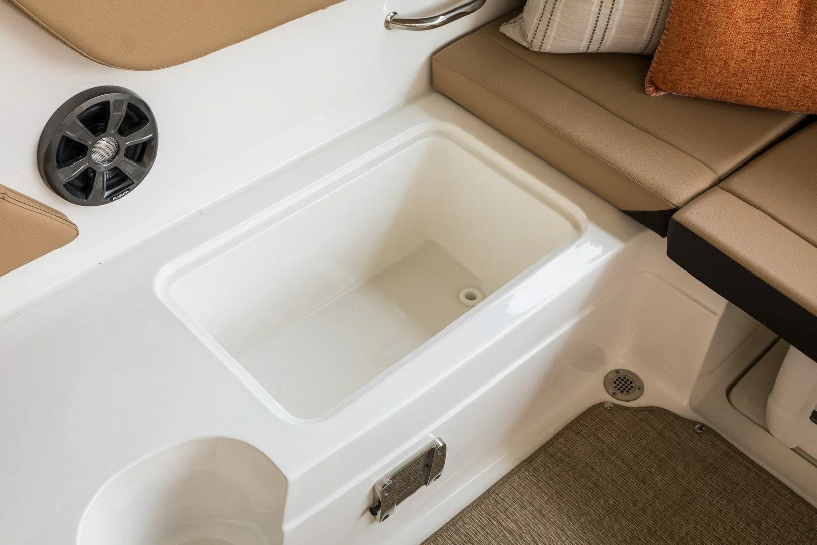 希瑞（SeaRay）SPX 230 OUTBOARD