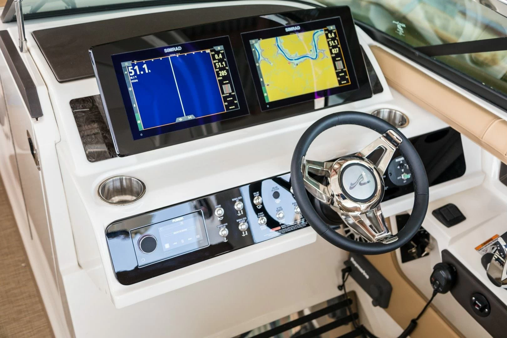 希瑞（SeaRay）SLX 310 OUTBOARD