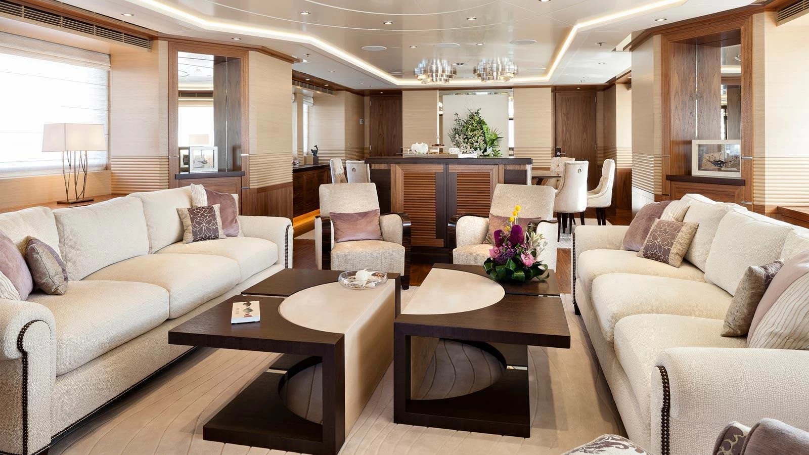 海森（Heesen）Elena