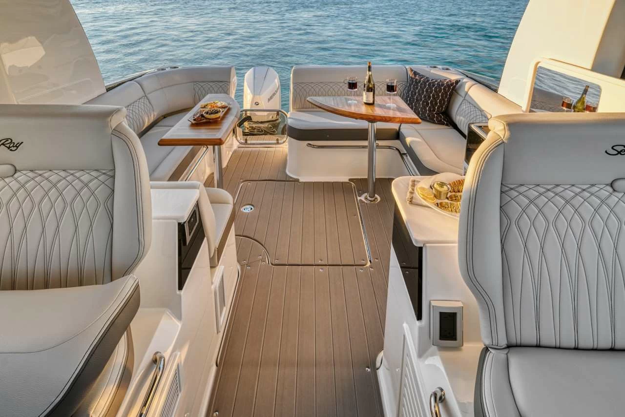 希瑞（SeaRay）SUNDANCER 370 OUTBOARD