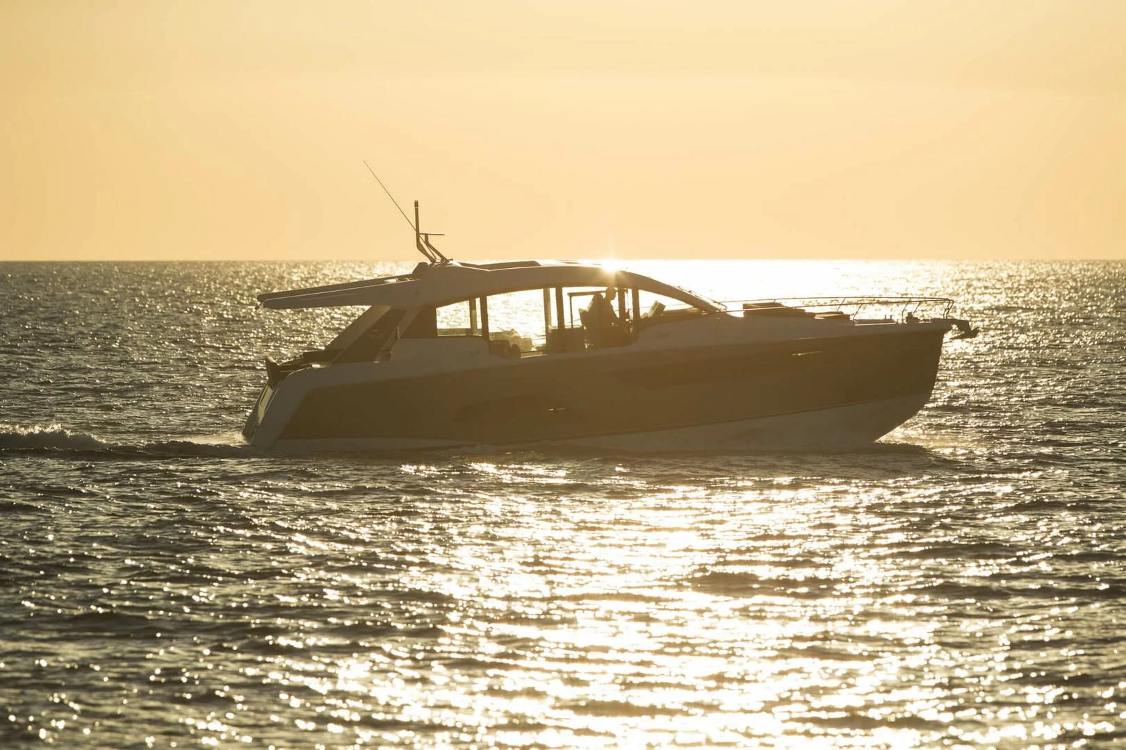 西莱（Sealine）c530