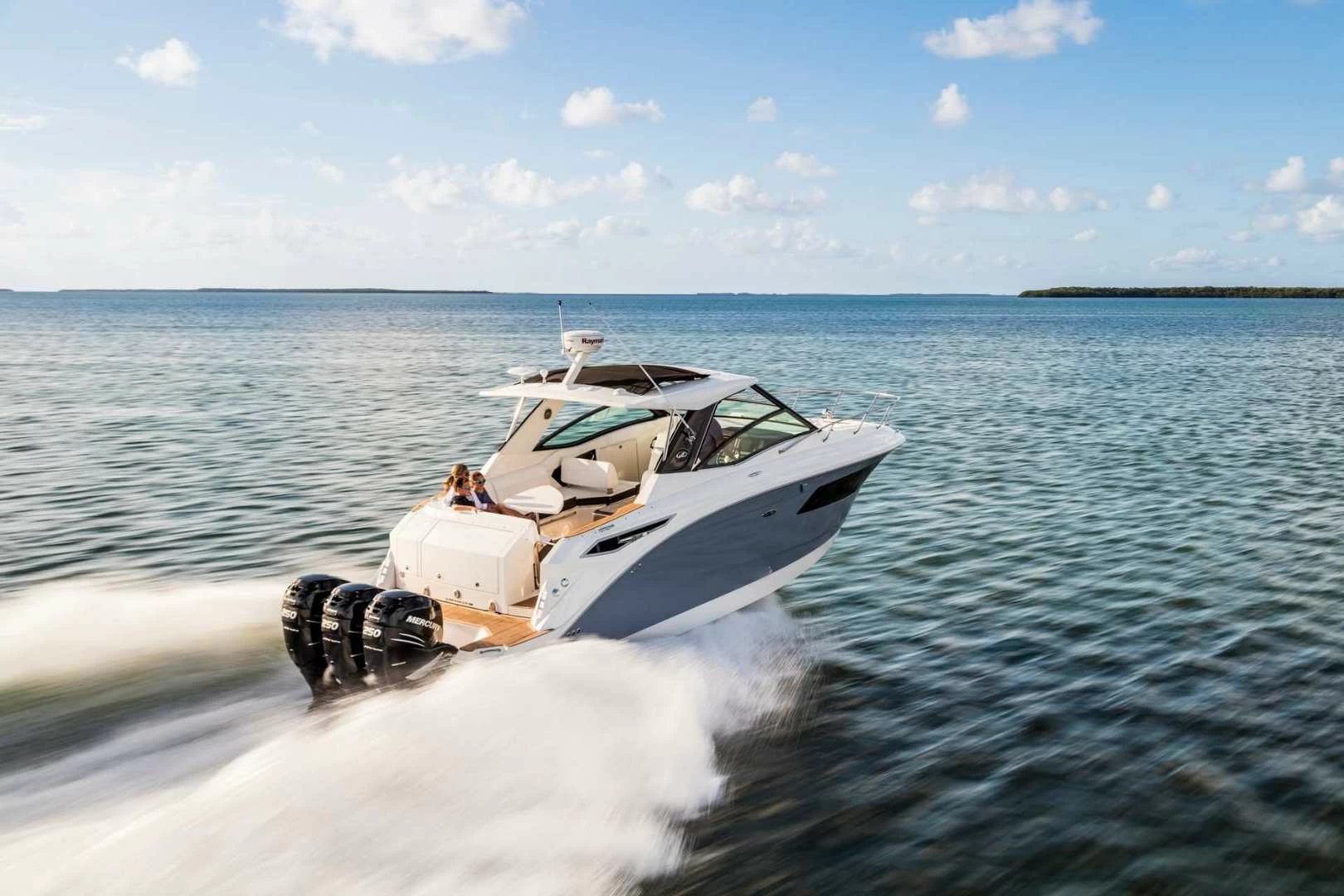 希瑞（SeaRay）SUNDANCER 320 OUTBOARD