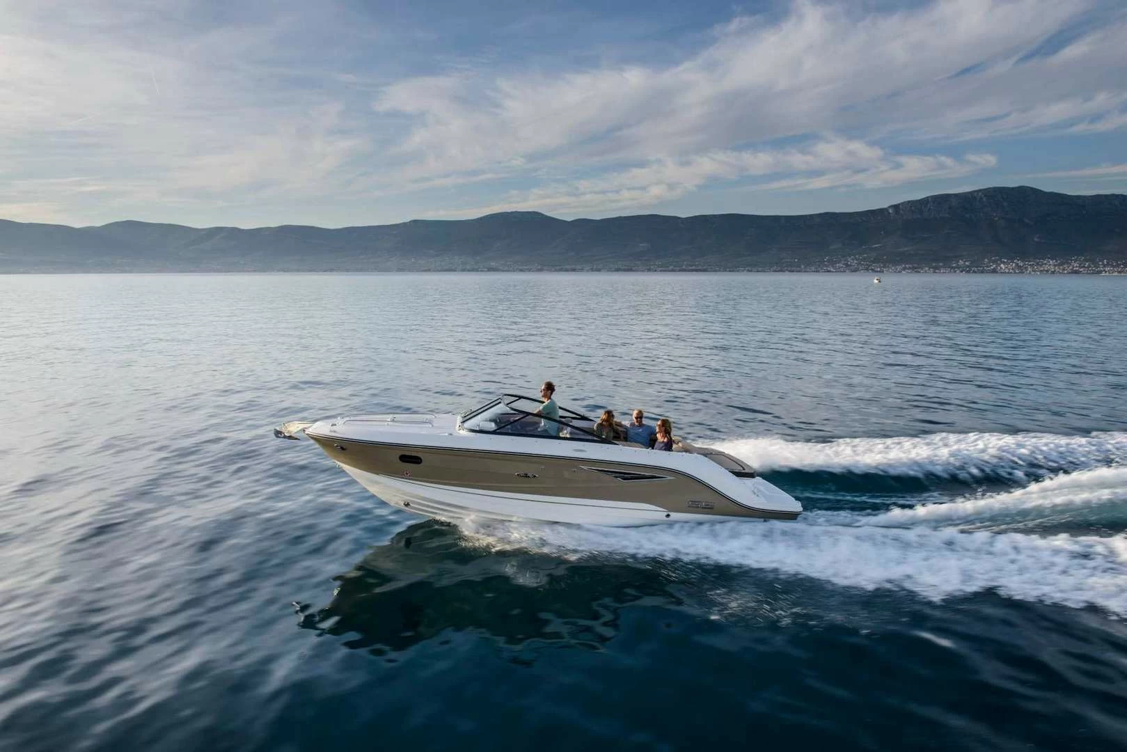 希瑞（SeaRay）SUN SPORT 250