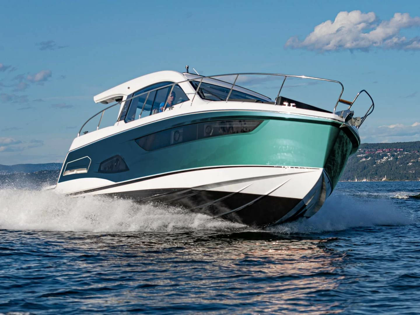 西莱（Sealine）C390V