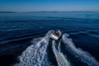 希瑞（SeaRay）SUN SPORT 230