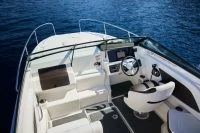 希瑞（SeaRay）SUN SPORT 230 OUTBOARD