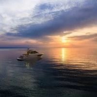 希瑞（SeaRay）SUNDANCER 320