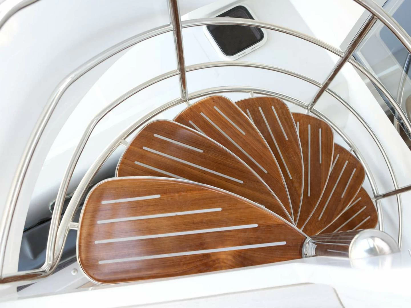 汉斯（Hanse）Privilège Serie 740