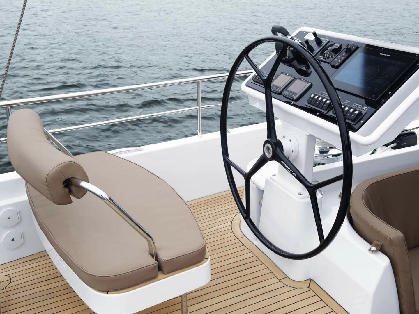 汉斯（Hanse）Moody Decksaloon 54