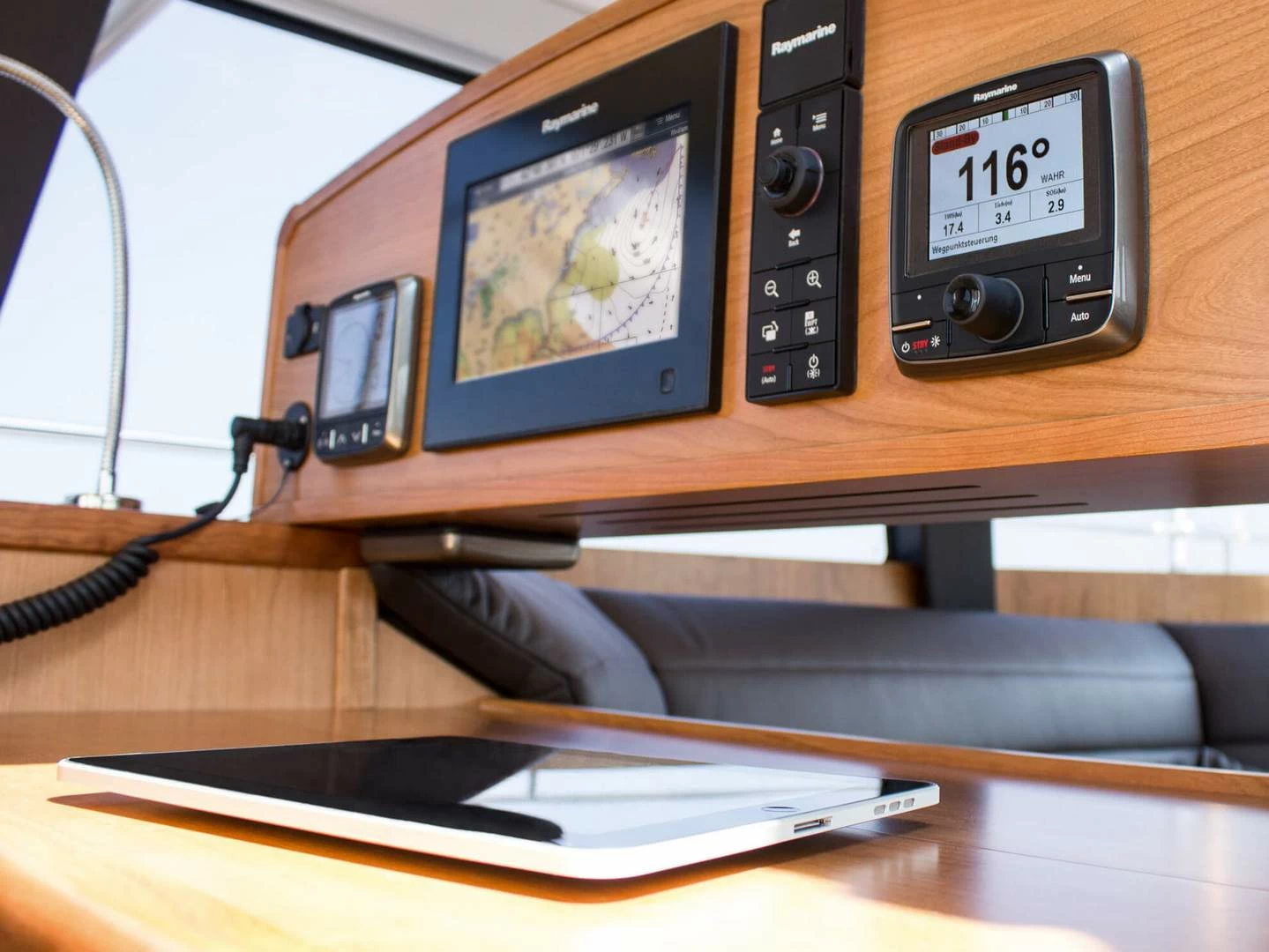 汉斯（Hanse）Moody Decksaloon 54