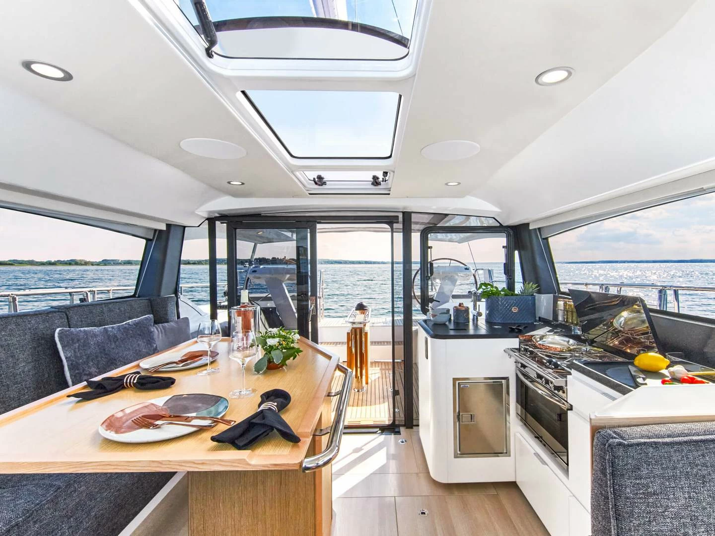 汉斯（Hanse）Moody Decksaloon 41