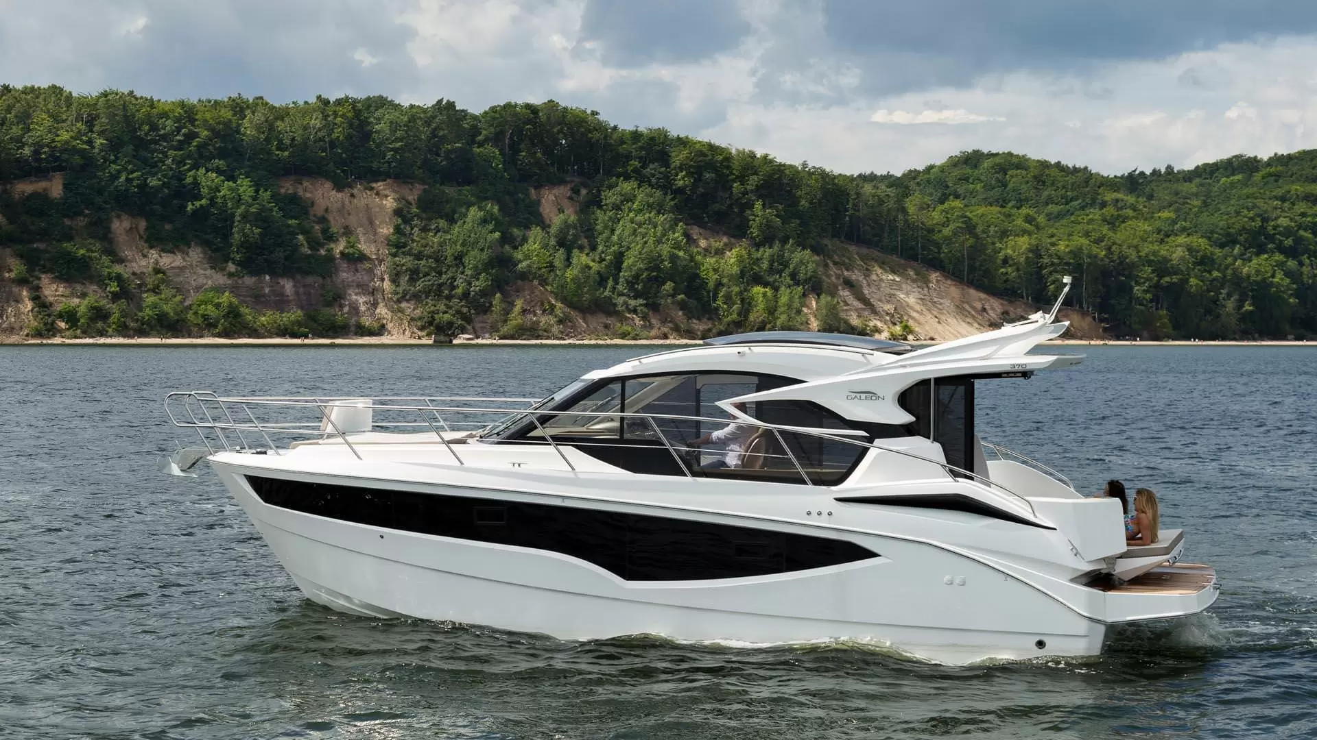 卡帝尔（Galeon）370 HTC