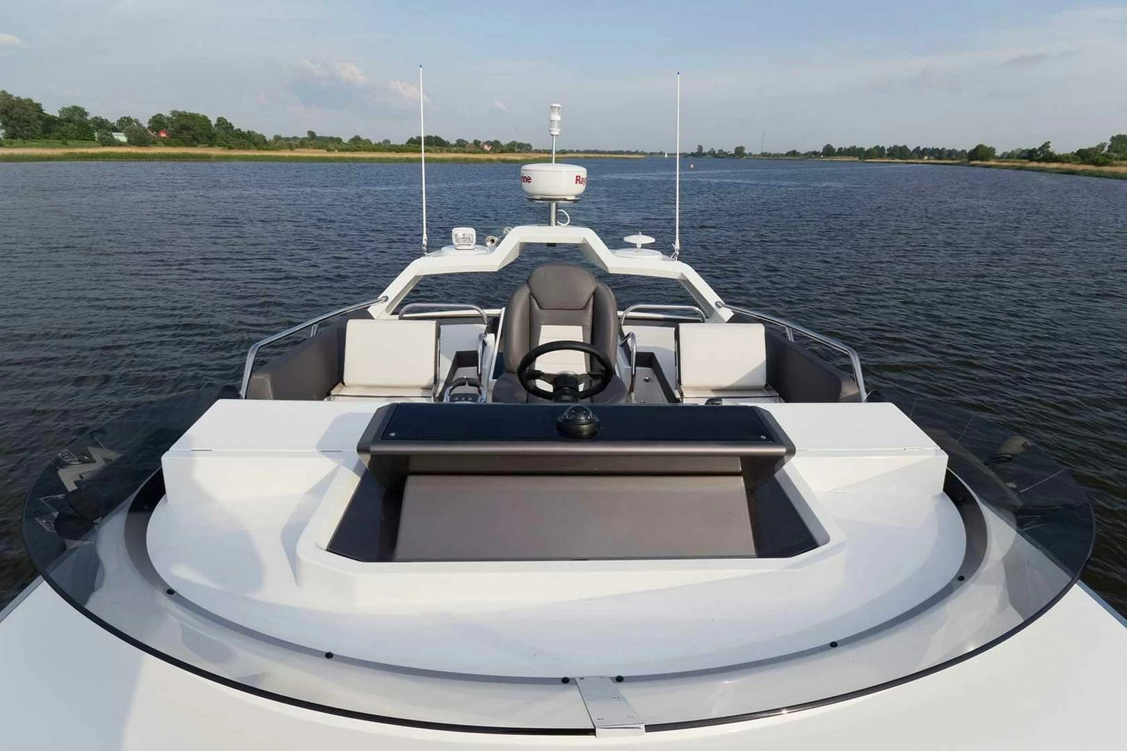 卡帝尔（Galeon）430 SKYDECK